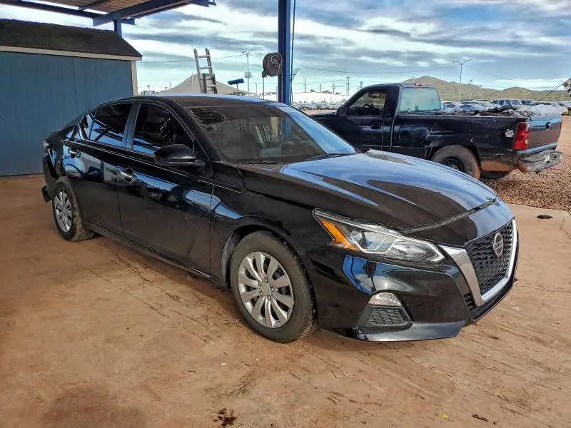 2019 NISSAN ALTIMA S  