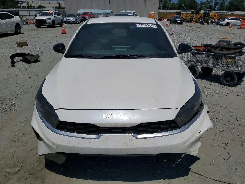 2022 KIA FORTE GT LINE  