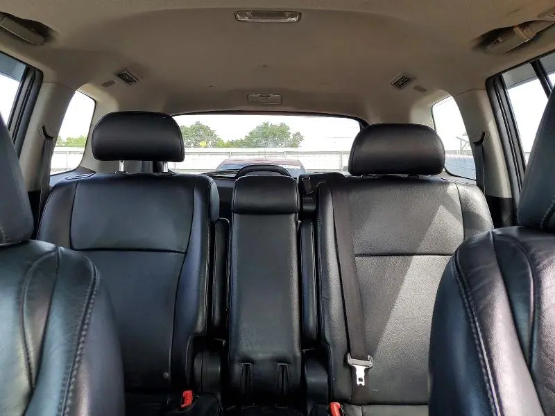 2012 TOYOTA HIGHLANDER SE  