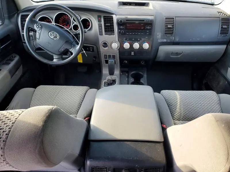 2010 TOYOTA TUNDRA CREWMAX SR5  