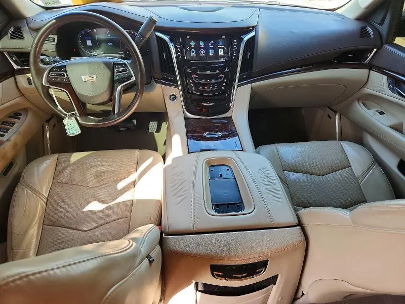 2016 CADILLAC ESCALADE LUXURY  