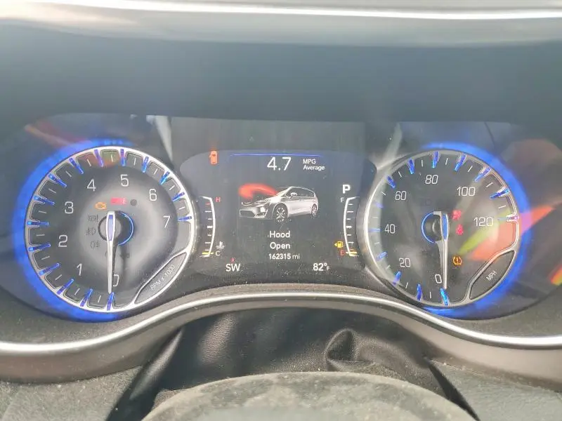 2018 CHRYSLER PACIFICA LIMITED  