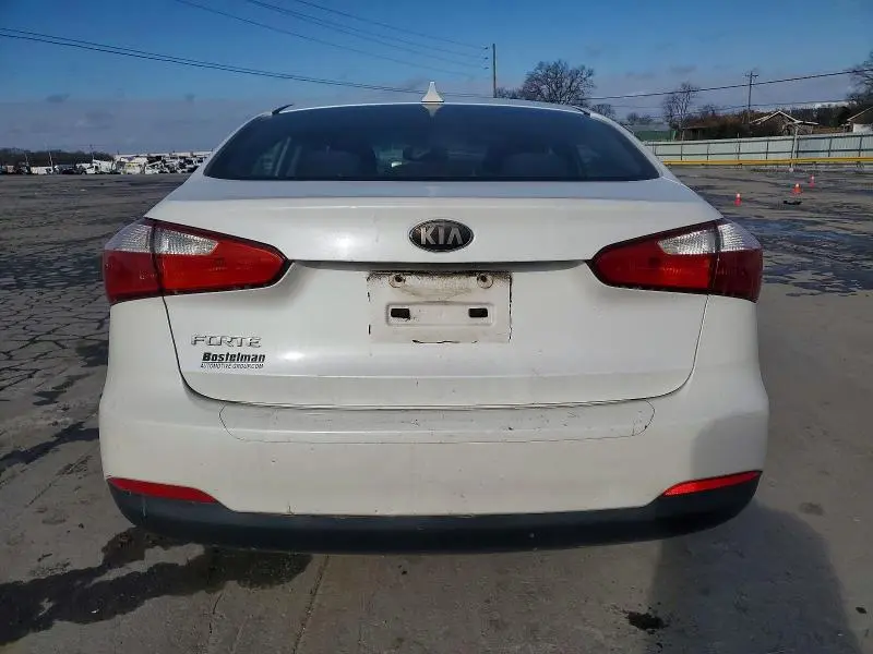 2014 KIA FORTE LX  