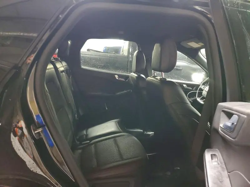 2024 FORD ESCAPE ST LINE  