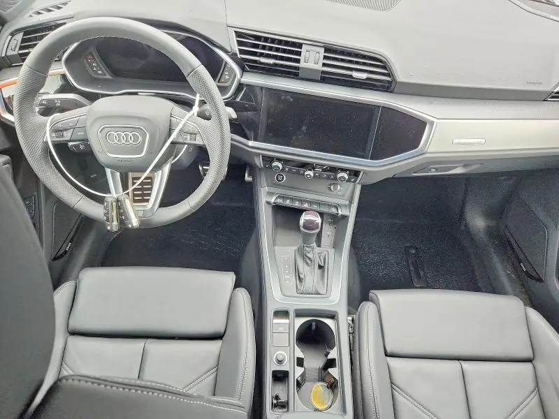 2025 AUDI Q3 TECHNIK 45  