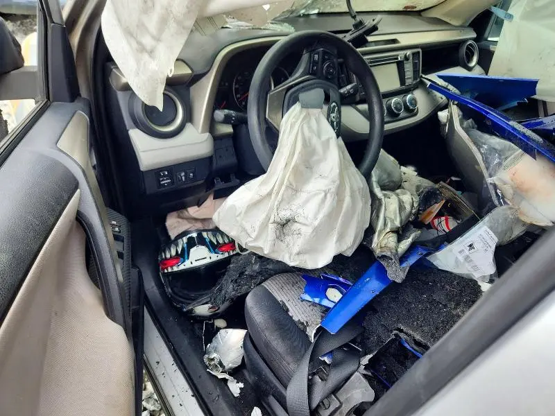 2014 TOYOTA RAV4 LE  