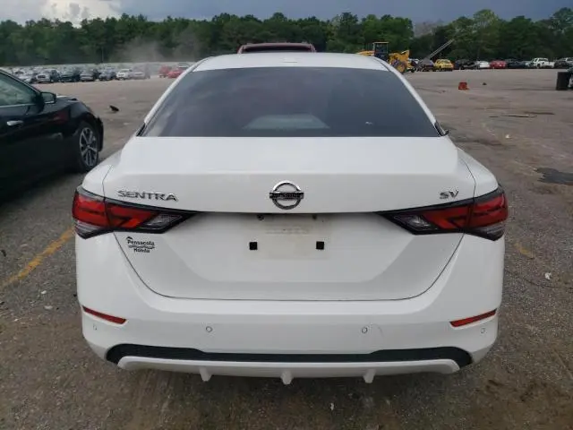 2022 NISSAN SENTRA SV  