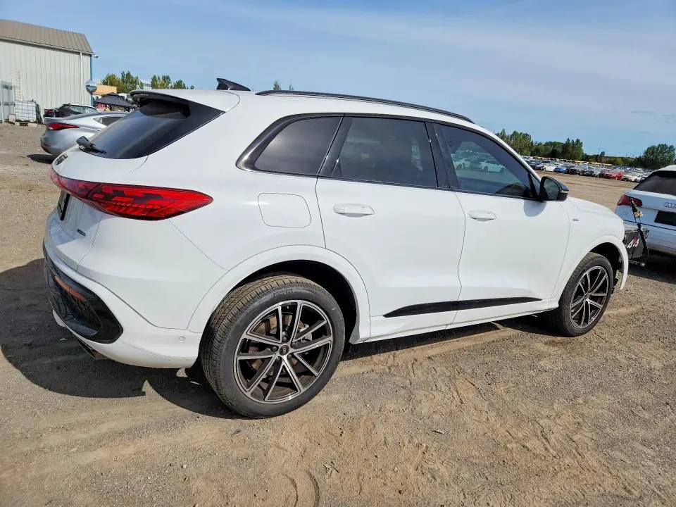 2025 AUDI Q5   