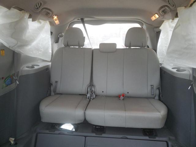 2012 TOYOTA SIENNA XLE