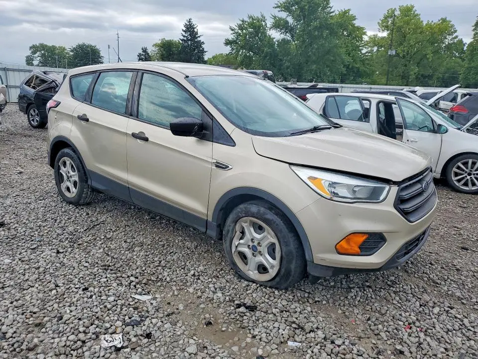 2017 FORD ESCAPE S  