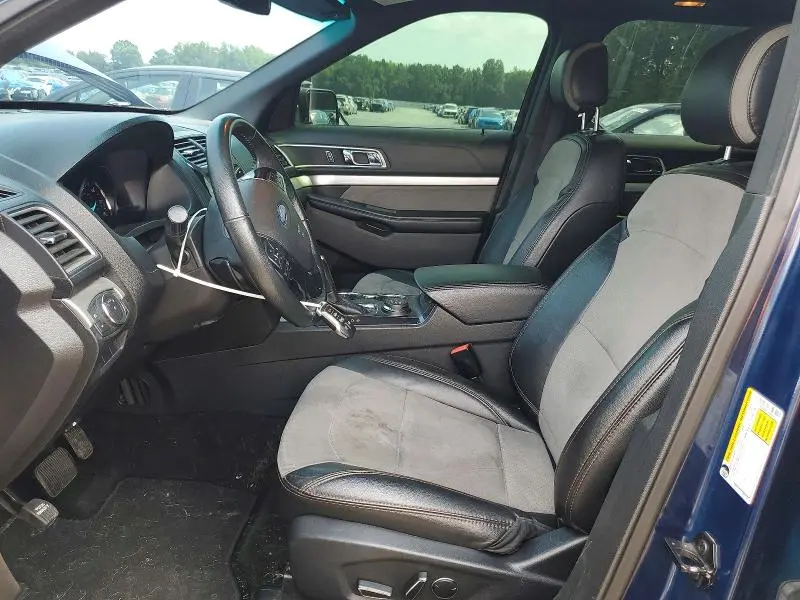 2017 FORD EXPLORER XLT  