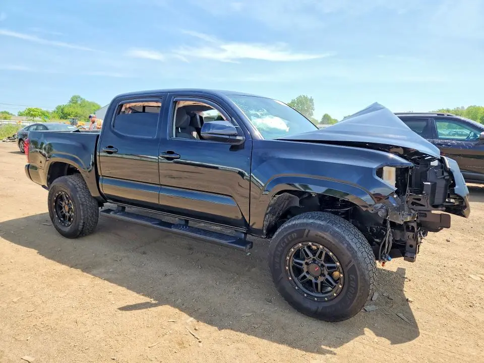 2020 TOYOTA TACOMA SR V6  