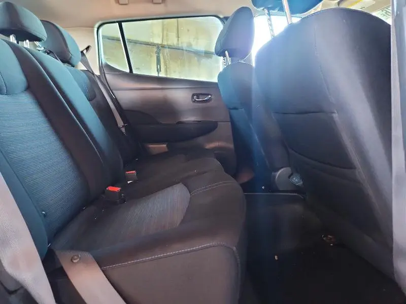 2022 NISSAN LEAF SV PLUS  