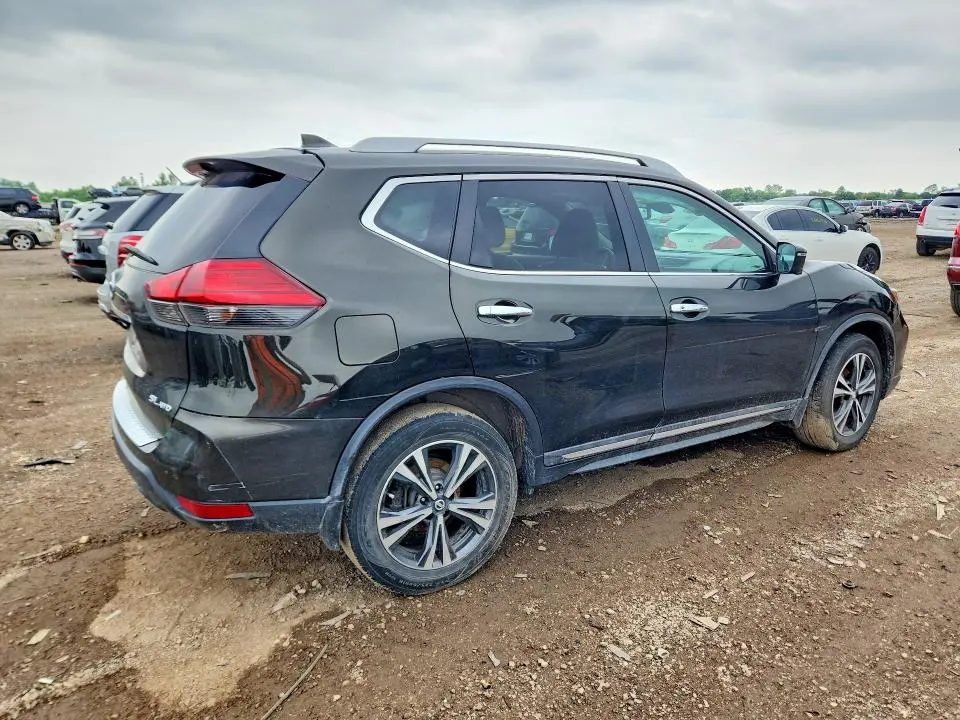 2017 NISSAN ROGUE SL  