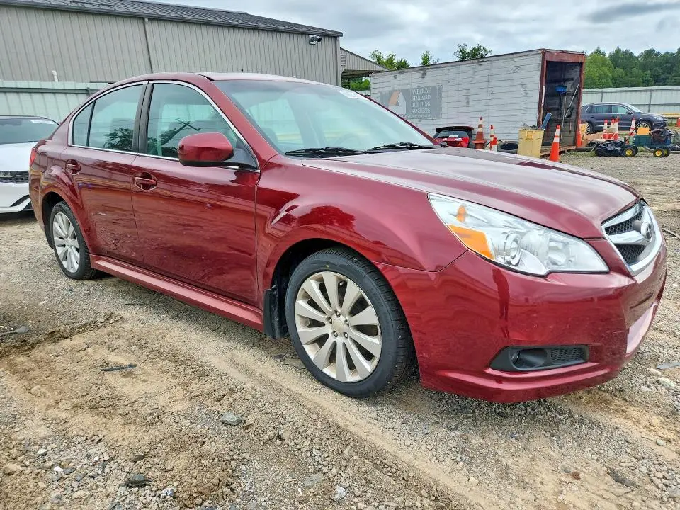 2010 SUBARU LEGACY 2.5I LIMITED  