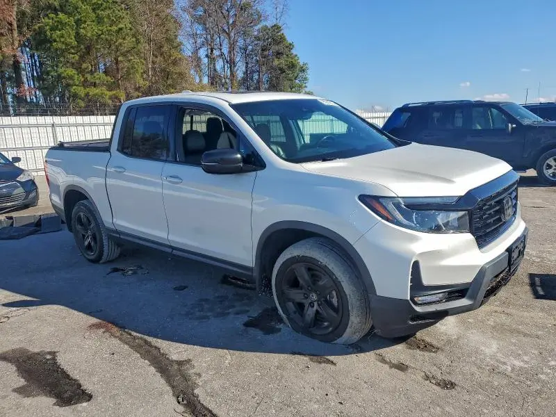 2021 HONDA RIDGELINE BLACK EDITION  