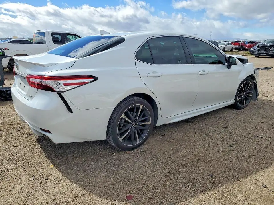 2020 TOYOTA CAMRY XSE  