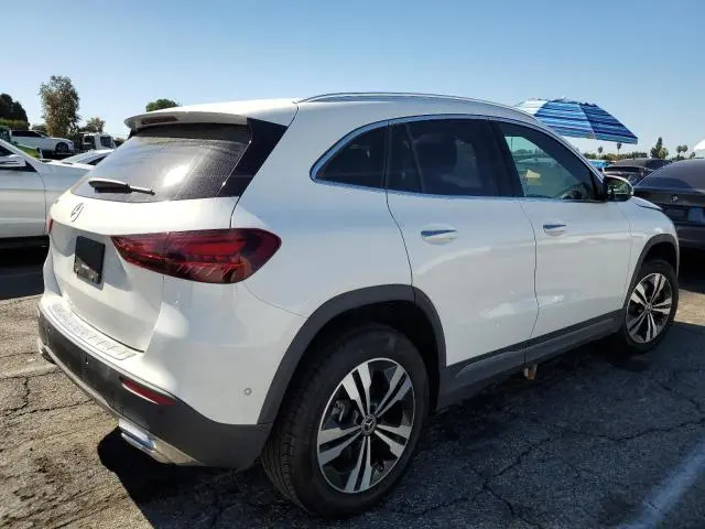 2025 MERCEDES-BENZ GLA 250  