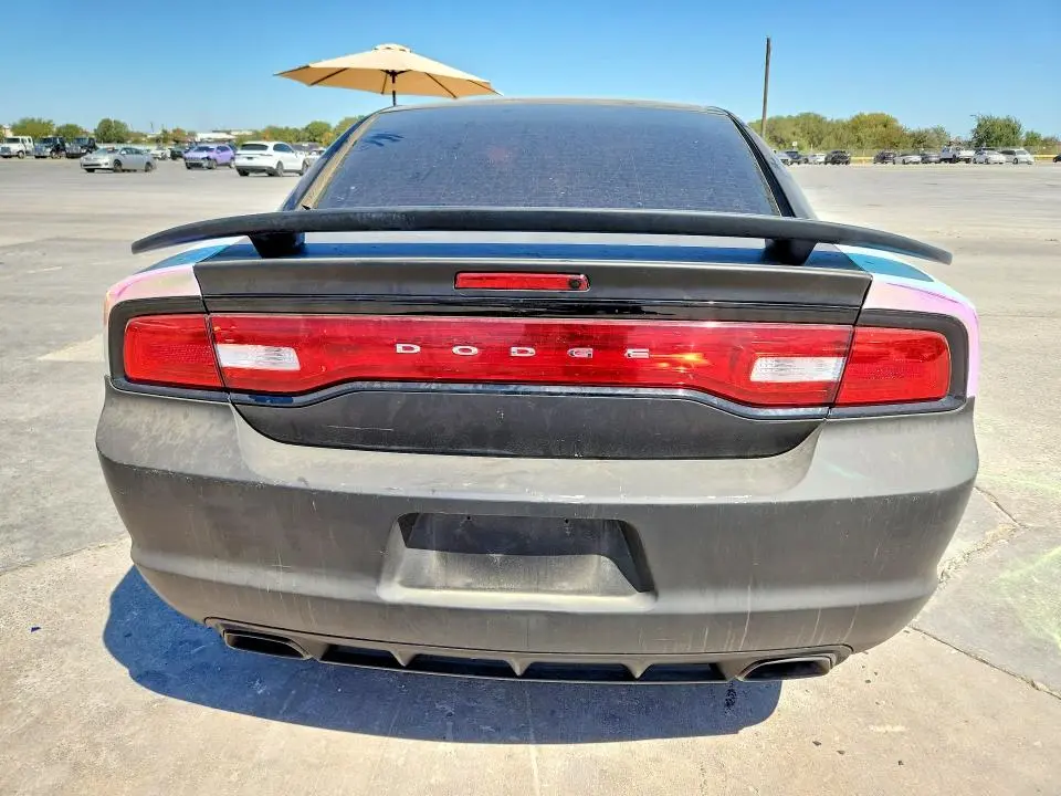 2014 DODGE CHARGER SE  