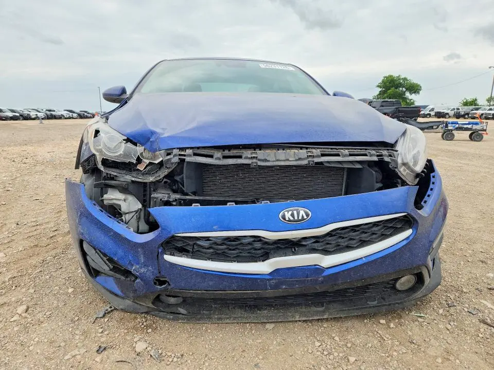 2021 KIA FORTE LXS  