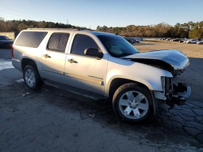 2010 CHEVROLET SUBURBAN C1500 LS  