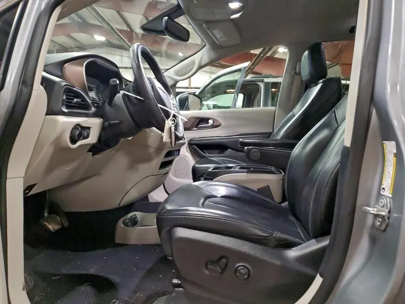 2021 CHRYSLER VOYAGER LXI  