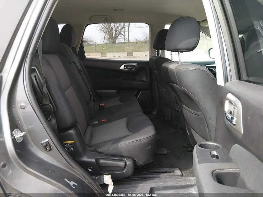 2017 NISSAN PATHFINDER S
