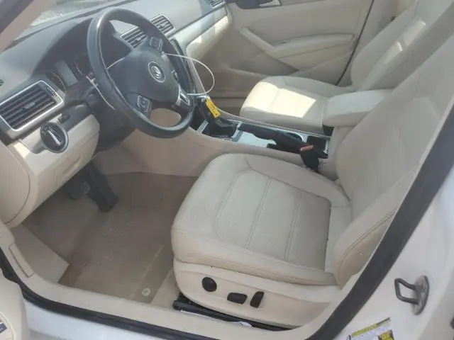 2014 VOLKSWAGEN PASSAT SE  