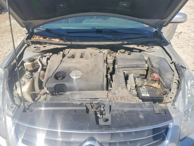 2011 NISSAN ALTIMA SR  