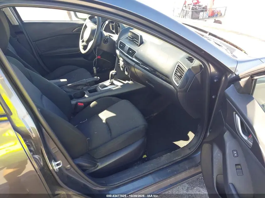 2015 MAZDA MAZDA3 I SV