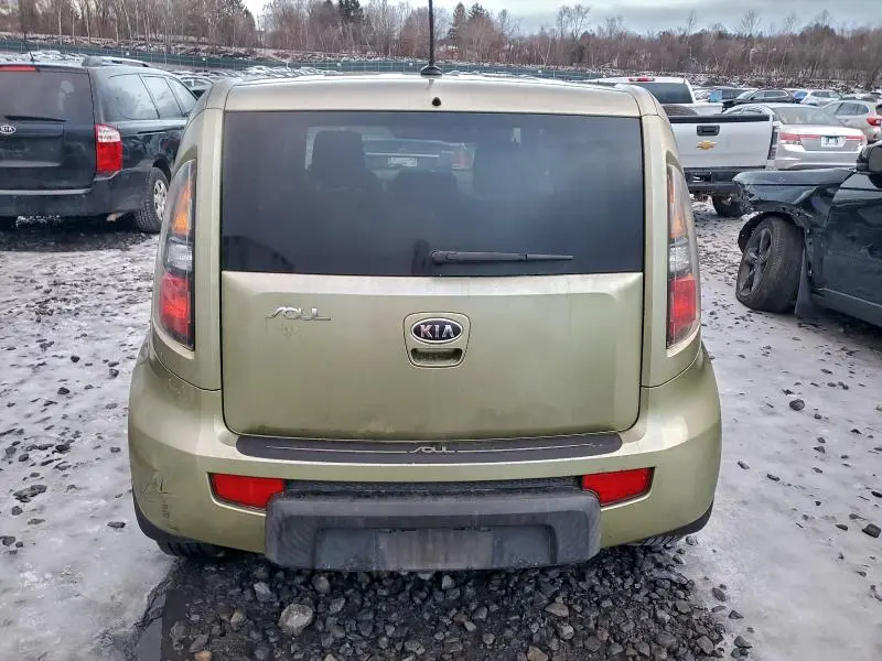 2010 KIA SOUL +  