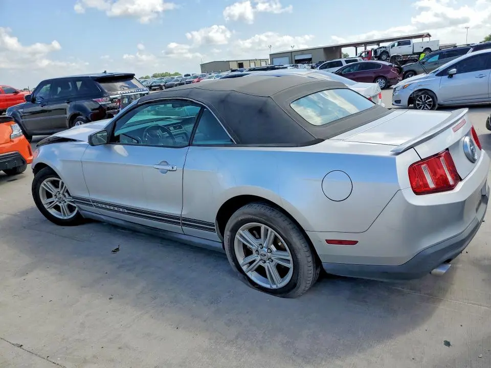 2011 FORD MUSTANG   
