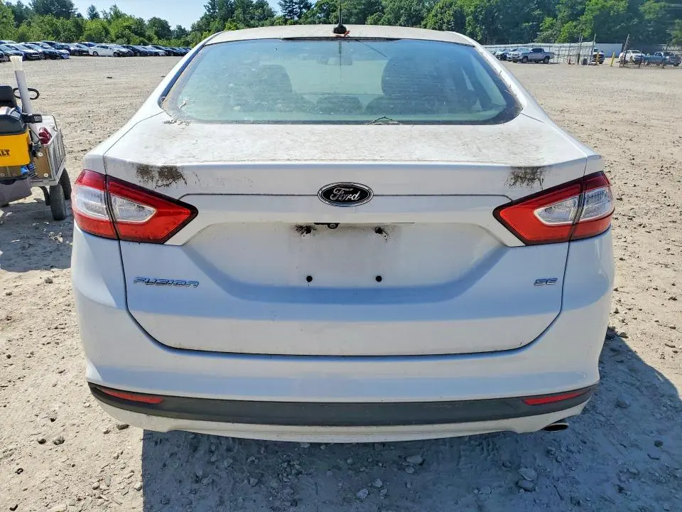 2015 FORD FUSION SE  