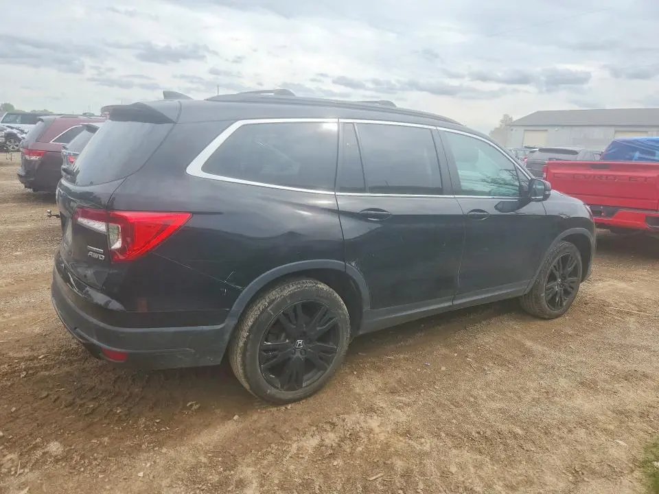 2022 HONDA PILOT SE  