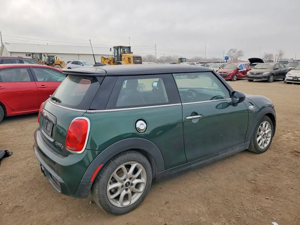 2015 MINI COOPER S  