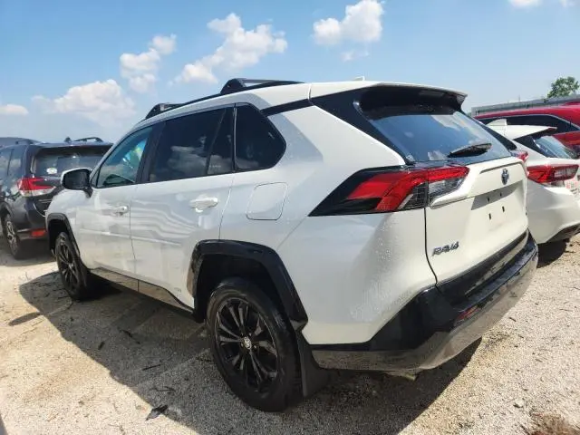 2022 TOYOTA RAV4 SE  