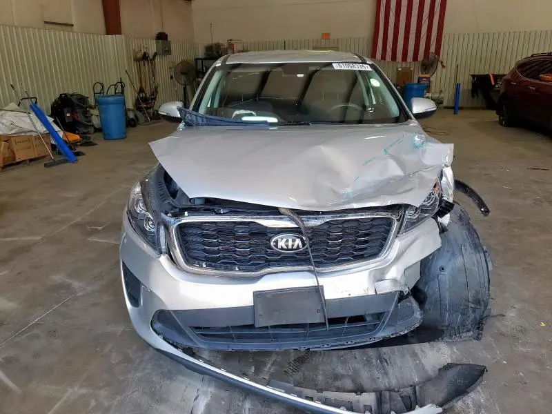 2020 KIA SORENTO S  
