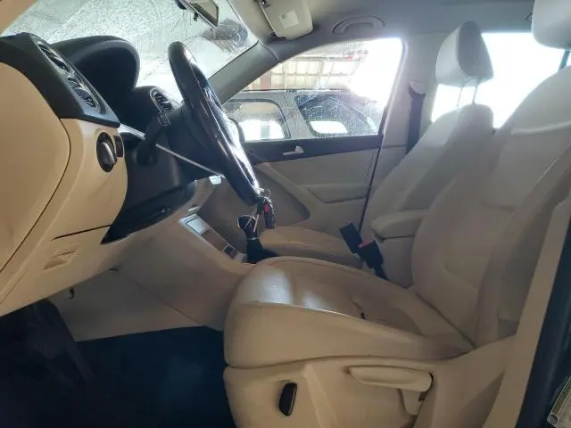 2012 VOLKSWAGEN TIGUAN S  