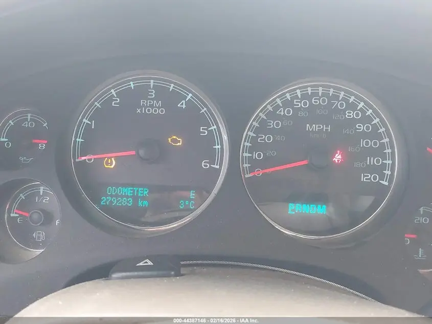 2011 CHEVROLET SUBURBAN 1500 LTZ