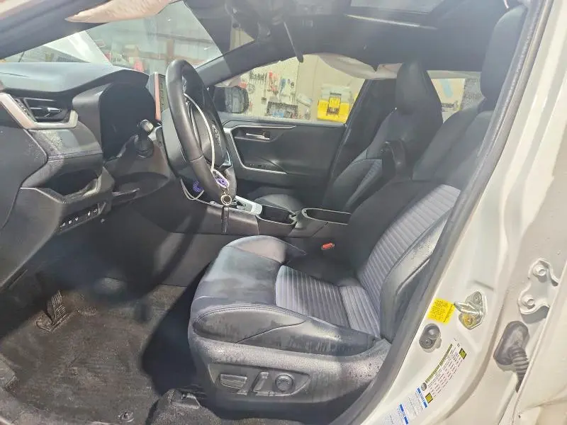2021 TOYOTA RAV4 XSE  