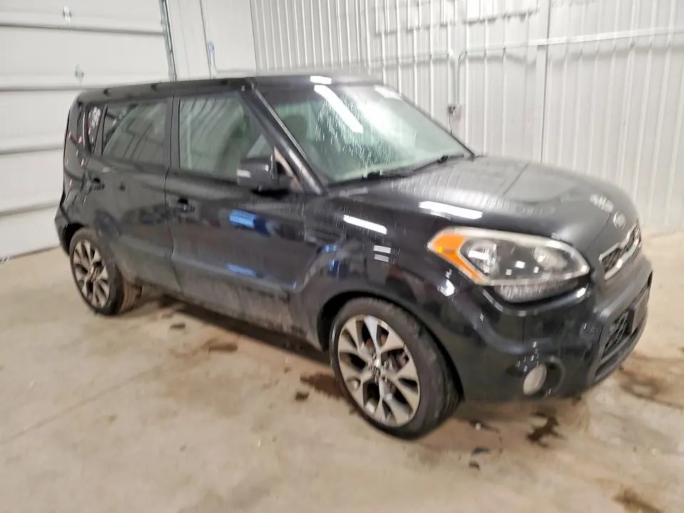 2013 KIA SOUL +  