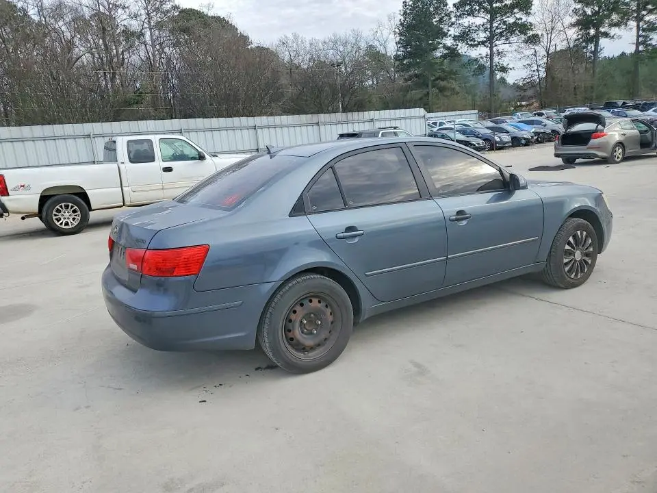 2010 HYUNDAI SONATA GLS  