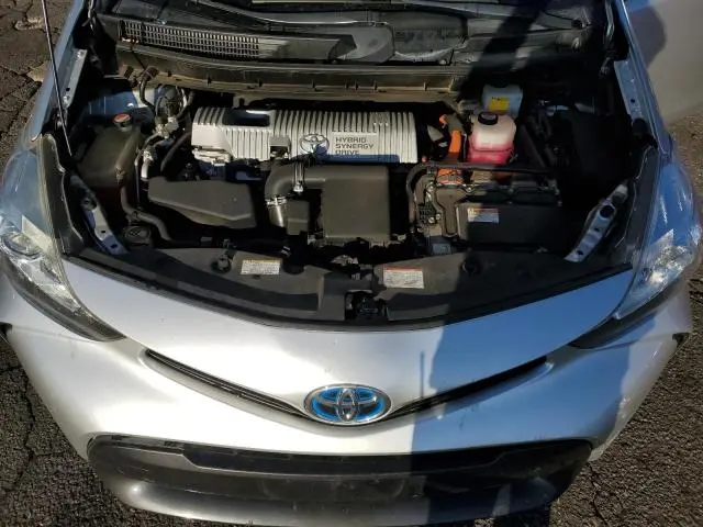 2017 TOYOTA PRIUS V   