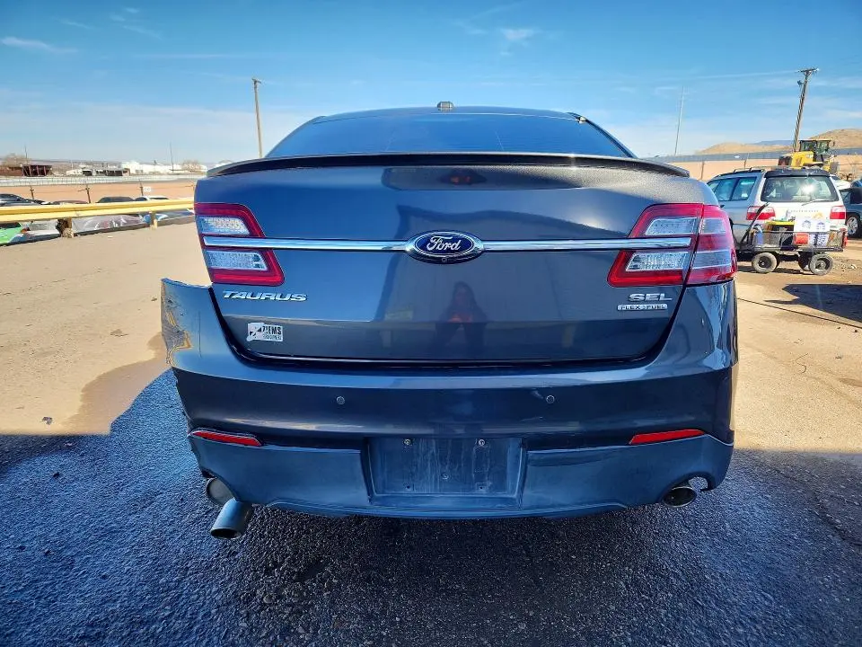 2015 FORD TAURUS SEL  