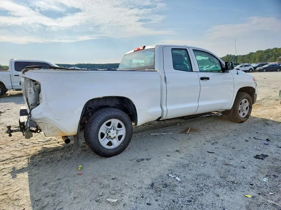 2017 TOYOTA TUNDRA SR  