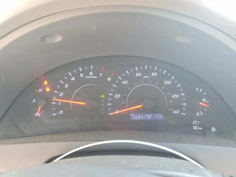 2010 TOYOTA CAMRY LE  
