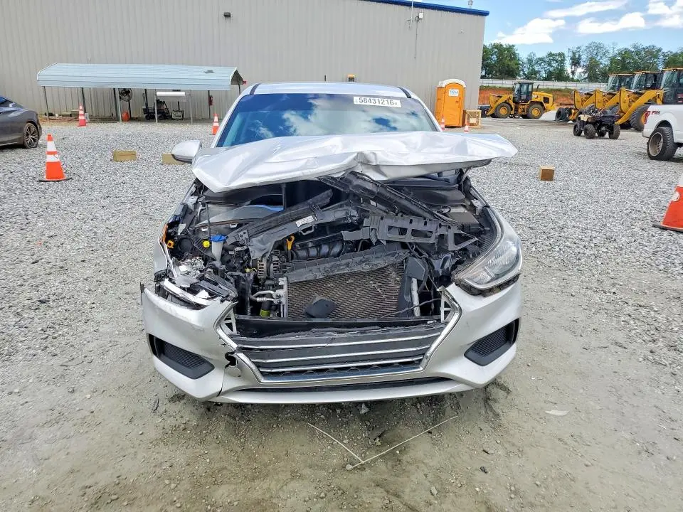 2019 HYUNDAI ACCENT SE  