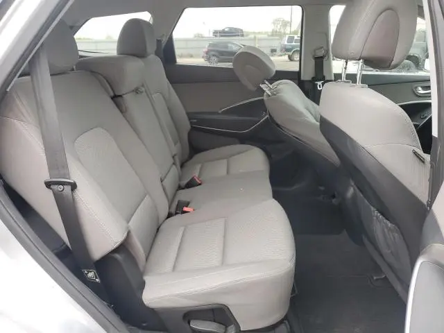 2017 HYUNDAI SANTA FE SE