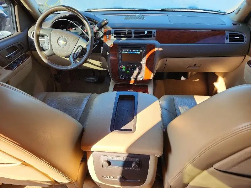 2011 CHEVROLET TAHOE K1500 LTZ  