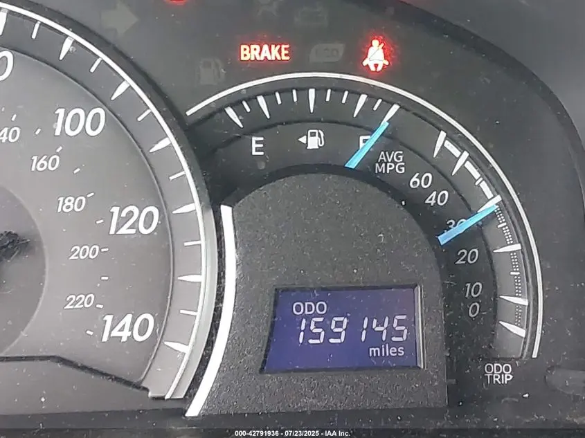 2014 TOYOTA CAMRY LE